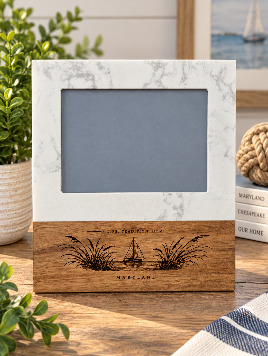 Marble & Acacia Picture Frame Gift Set
