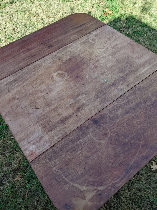 Crofton, MD Table Refinish