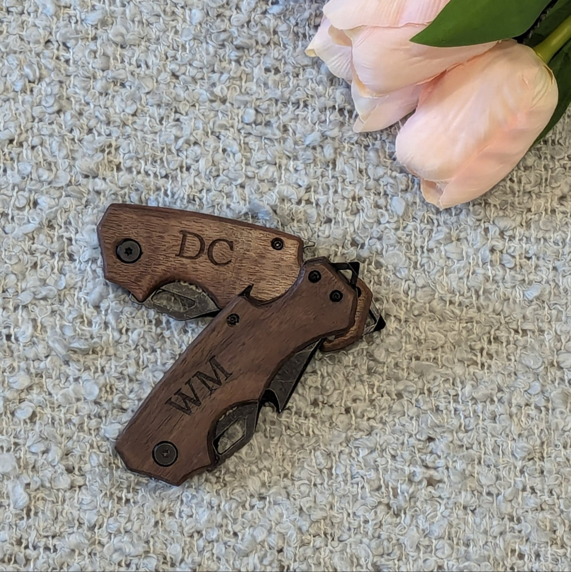 Personalized Mossy Oak Pocket Knife image 0