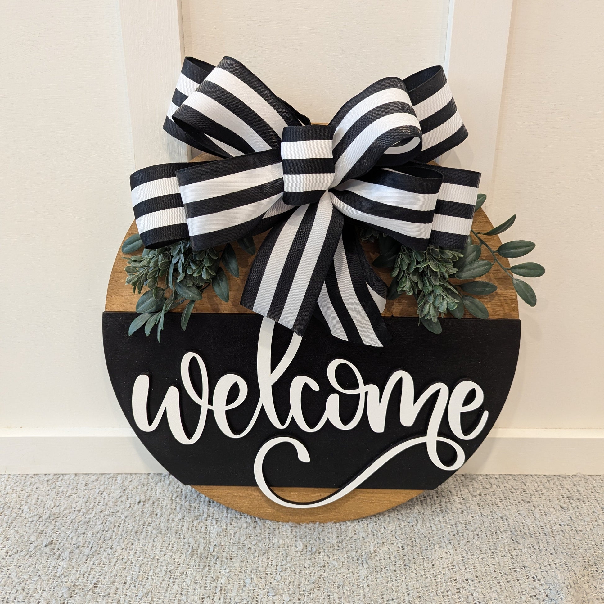 Welcome Door Hanger-Black image 0