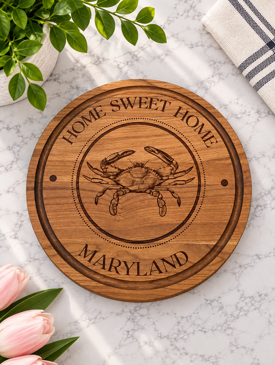 Maryland Themed Round Maple Wood Serving Board