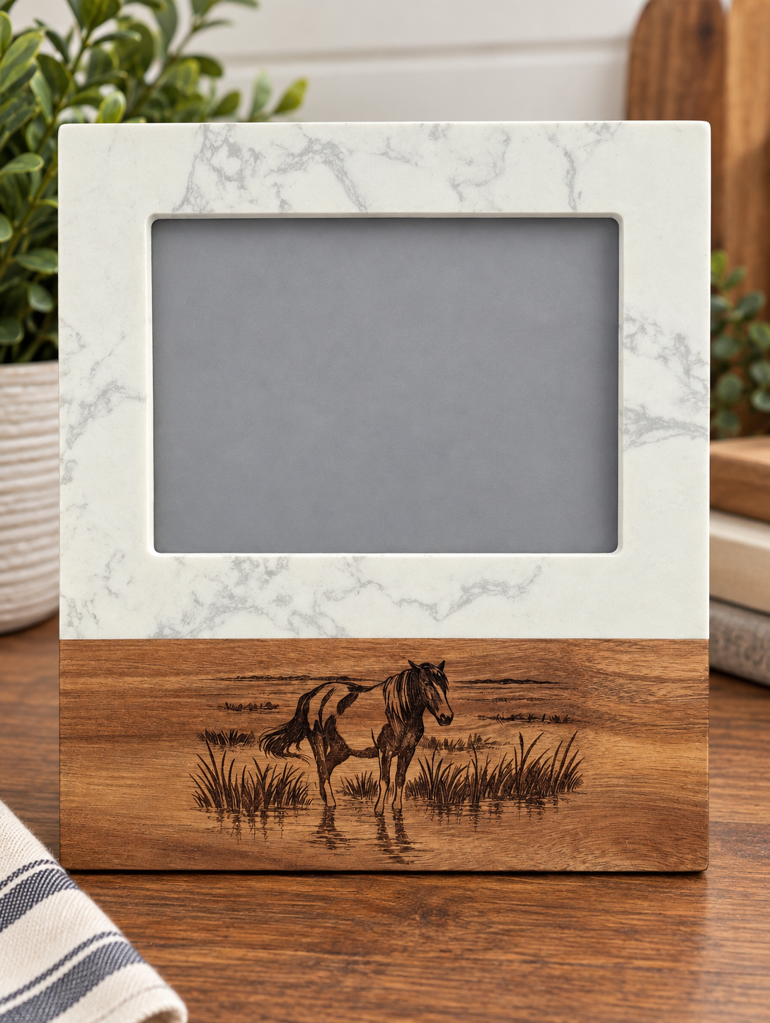 Maryland Themed Marble Picture Frame Stand 5x7