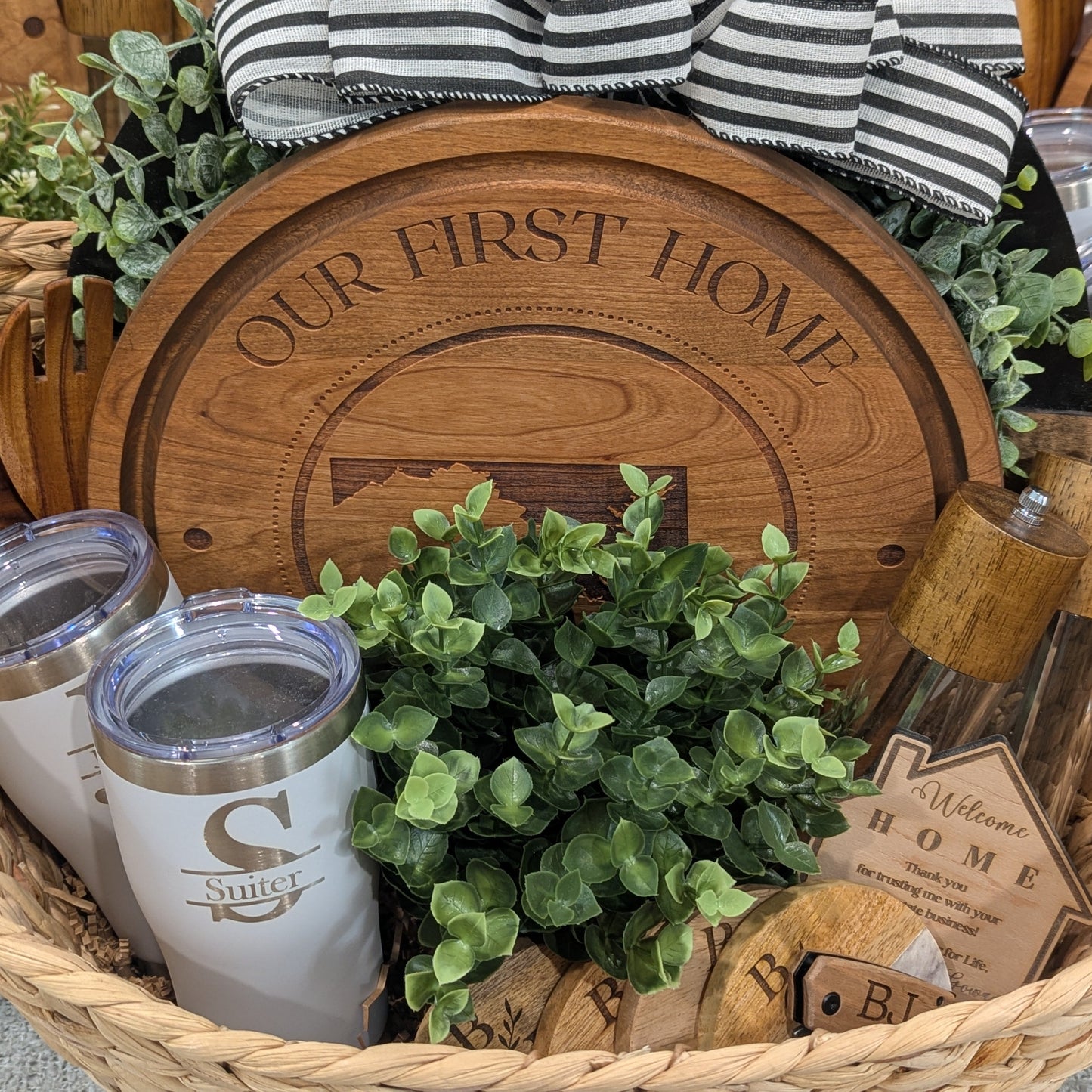 X-Large Premium Signature Gift Basket