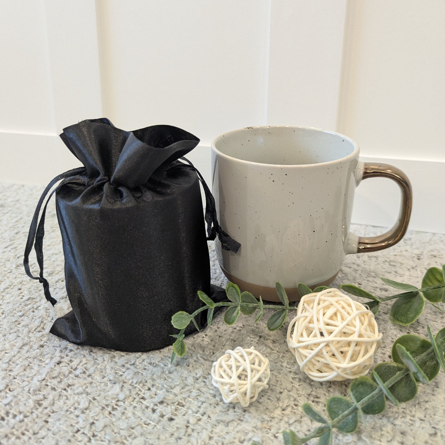 Modern Home Gift Basket with Luxury Reed Diffuser