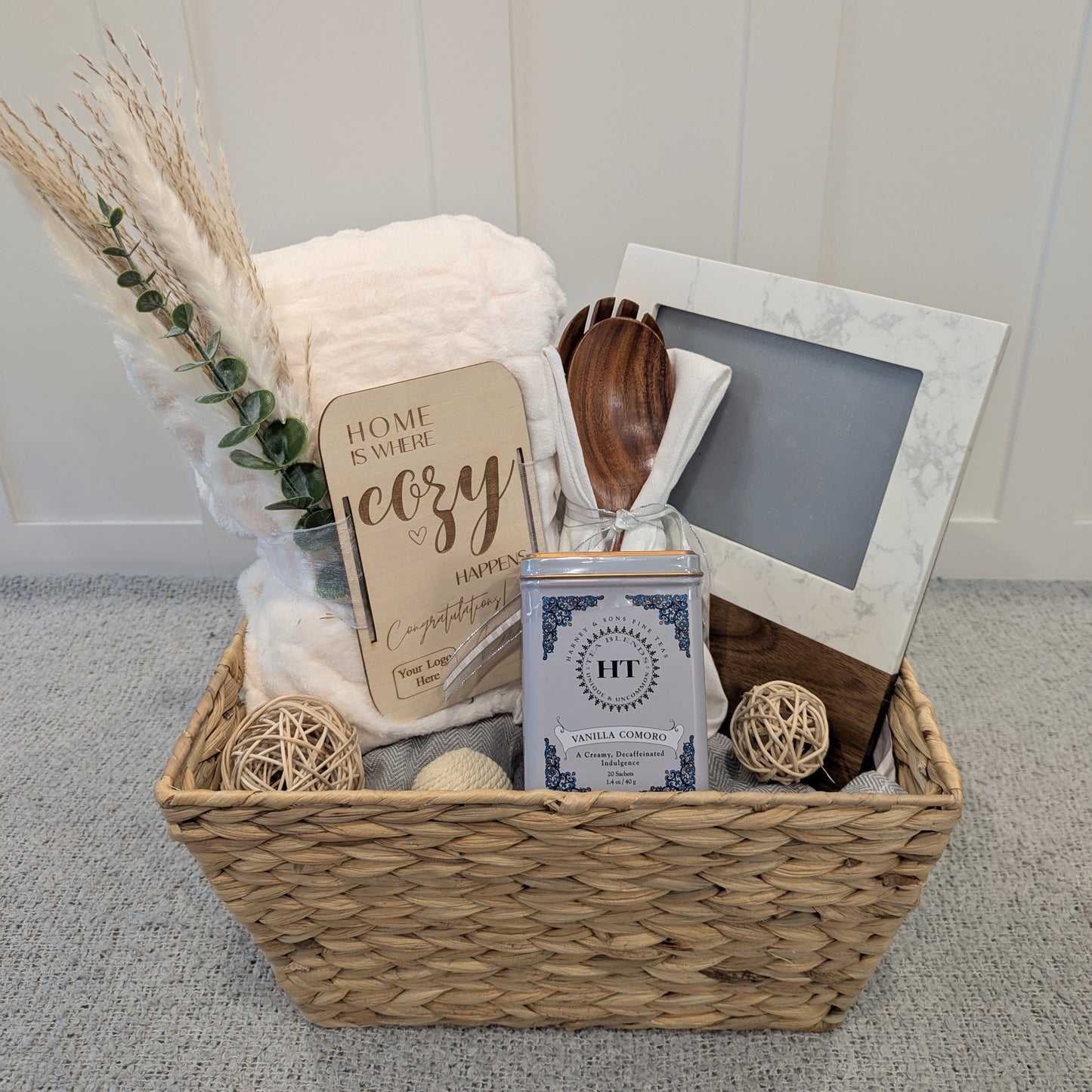 The Picturesque Gift Basket