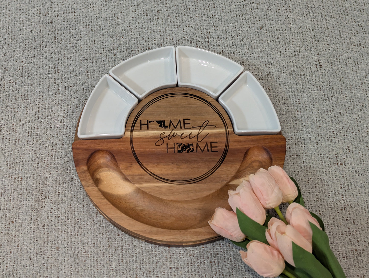 Maryland Themed Circular Marble and Acacia Serving Board